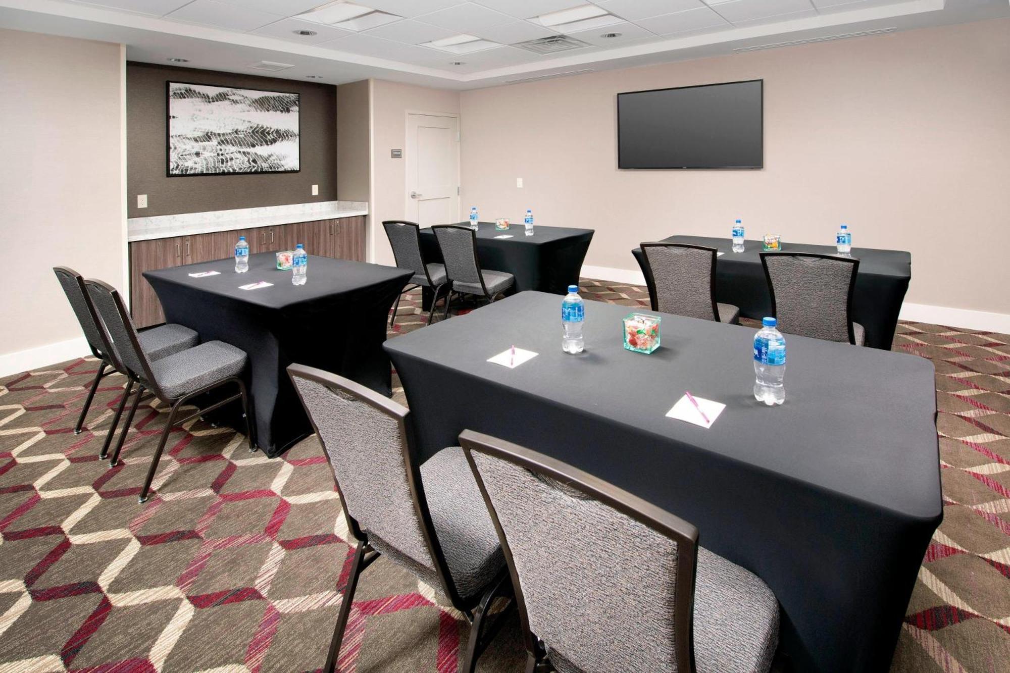 Residence Inn By Marriott Denver Airport/Convention Center Бізнес фото
